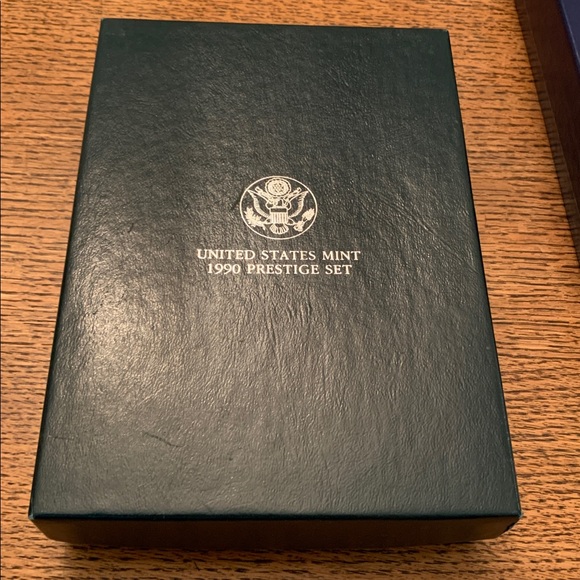 1990 US Mint Prestige coin collection box w plastic and velvet protective cover - Picture 3 of 16